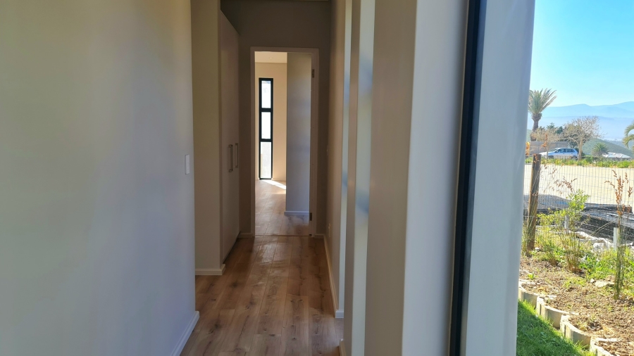 4 Bedroom Property for Sale in Baron View Western Cape